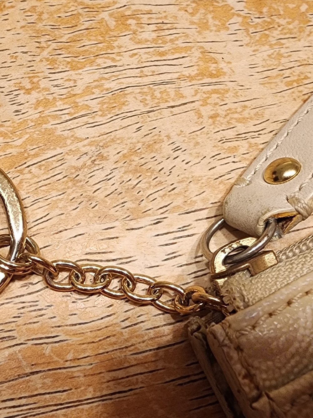 Coach Beige Heart Print Keychain Wallet signature monogram pattern & hearts. - Picture 2 of 11
